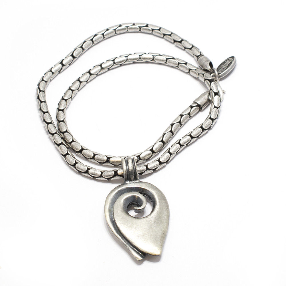 Silver Plated Necklace Snake Skin Design Necklace with Oxidized Silver Pendant