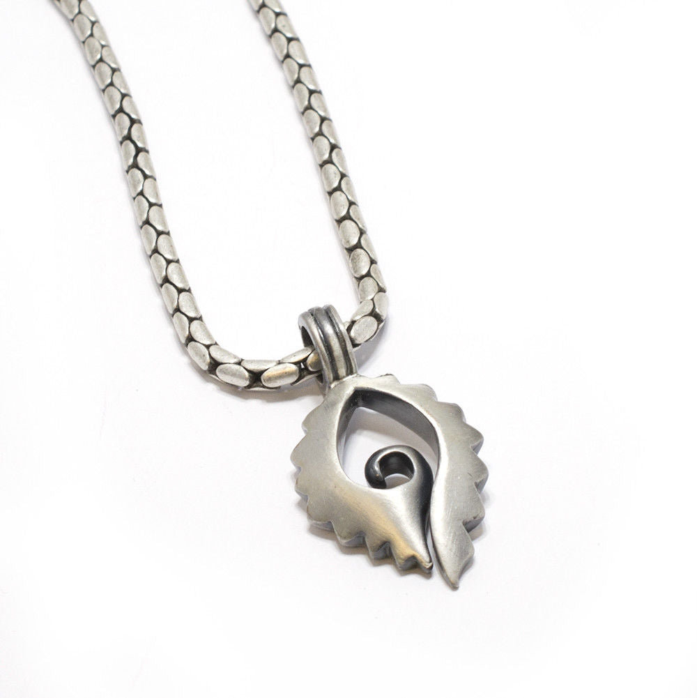 Silver Plated Necklace Snake Skin Design Necklace with Spiral Silver Pendant