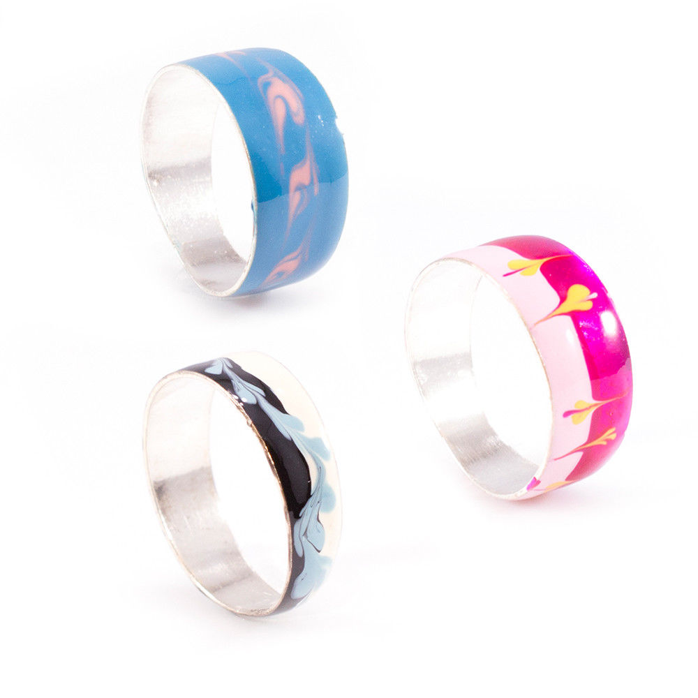 Woman Ring Size 7 with multicolor design